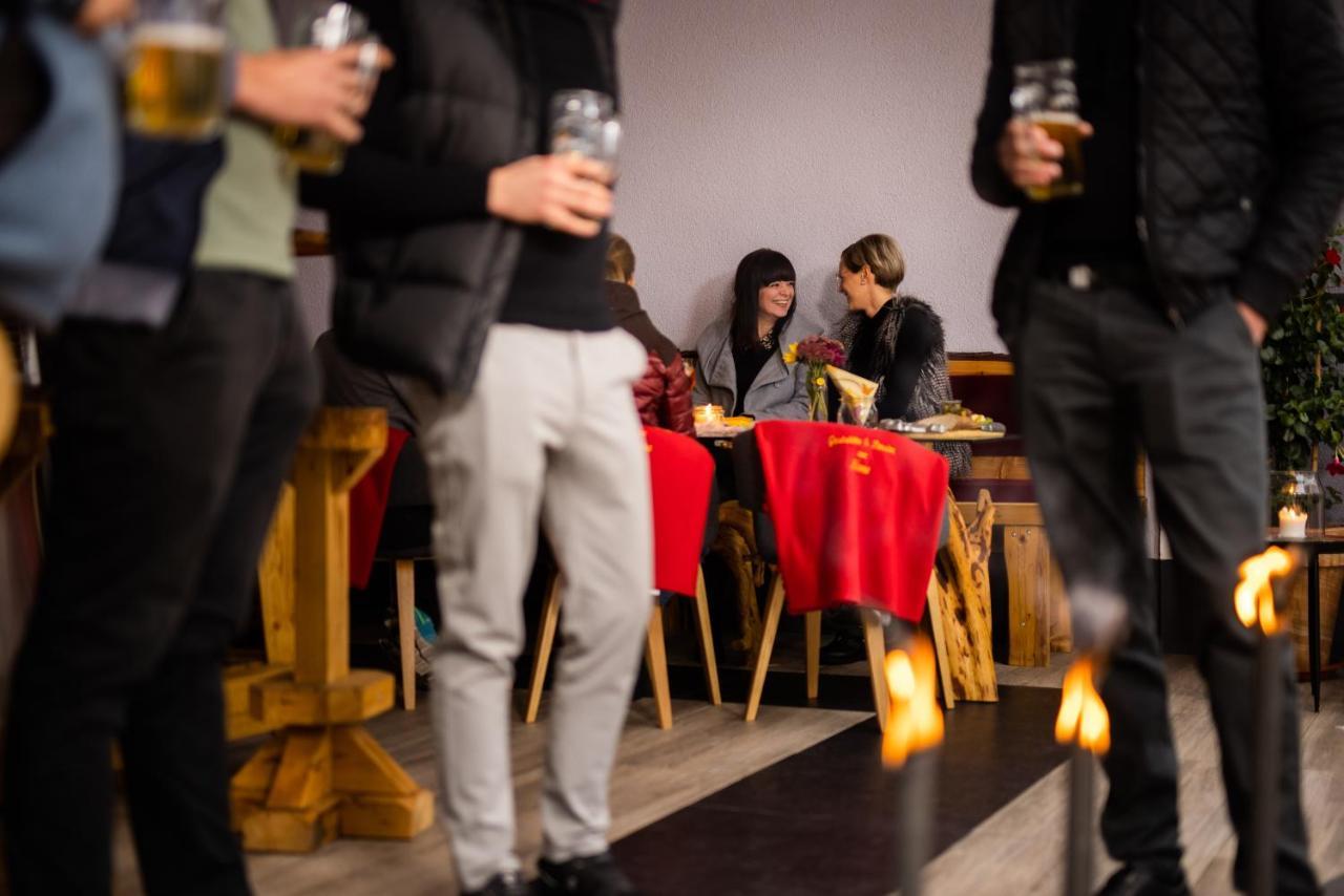 Pension Zur Krone Martinfeld Esterno foto
