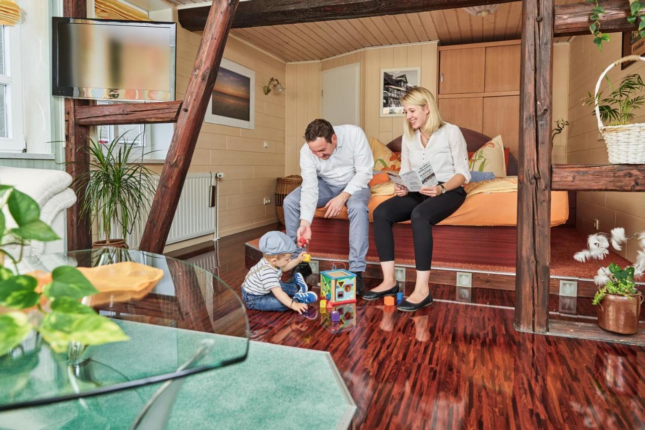 Pension Zur Krone Martinfeld Esterno foto